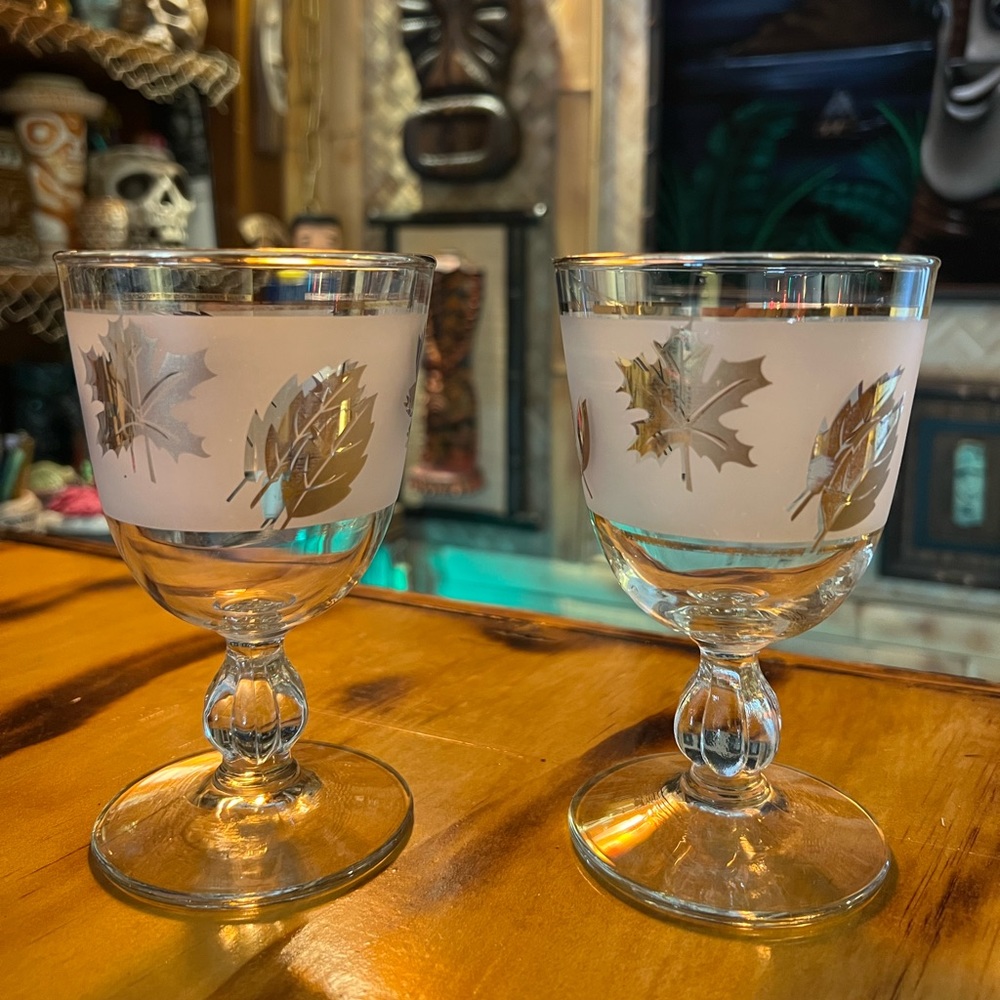 Vintage Libbey Gold Leaf Cocktail Glasses (Set of 2)